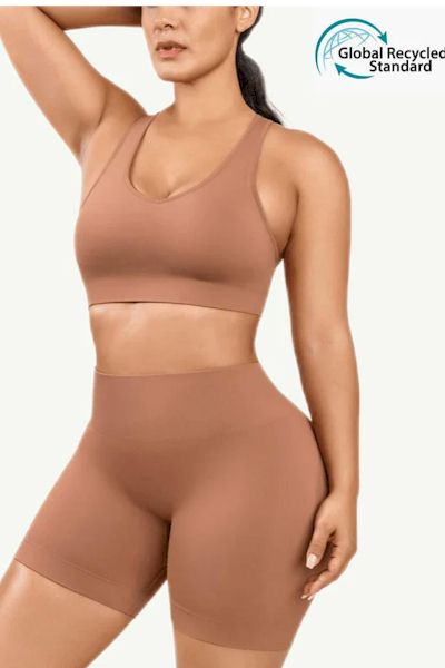 Butt Lift Bliss: Wide-Strap Abdominal Fit Sportswear for Curves that Wow