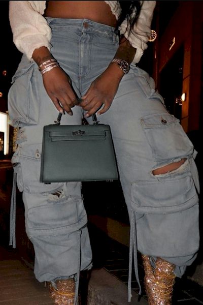 Load image into Gallery viewer, Fashion-Forward and Edgy: Elevate Your Wardrobe with Hole-y Jeans
