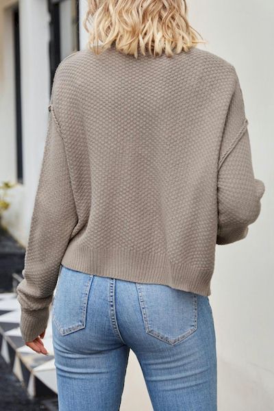 Chic Comfort: Slight Stretch Single-Breasted Knitted Sweater