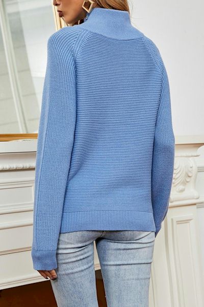 Load image into Gallery viewer, Two Looks, One Sweater: Stay Sharp and Comfortable All Day
