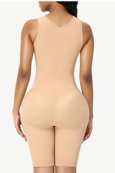 Hourglass Grace: Fajas Body Shaper with Lace Trim