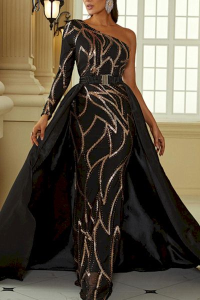 Exquisite Cape Dress: Be the Showstopper