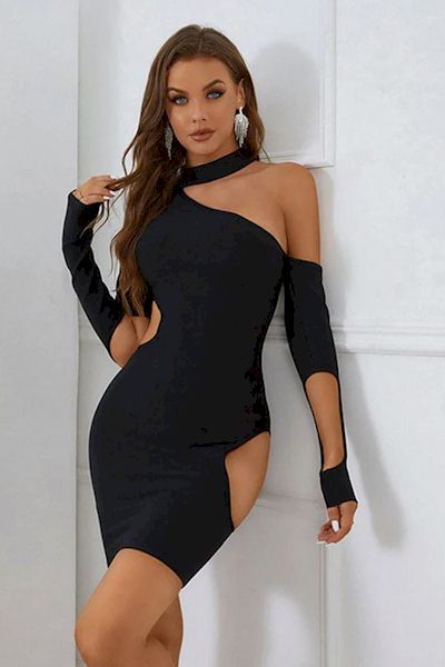 Effortless Glamour: Stylish Long-Sleeve Mini Dress with High Stretch