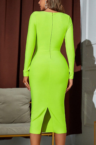 Load image into Gallery viewer, Sultry Sophistication: High-Quality Green Midi Dress for Exquisite Style
