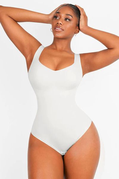 Luxurious Bodysuit Shapewear: Maximum Coverage, Smooth Lines