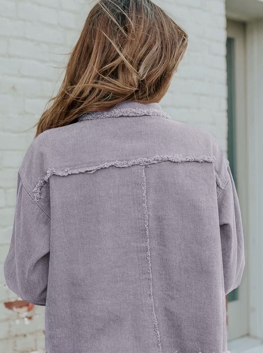 Distressed Flap Pockets Frayed Hemline Denim Jacket