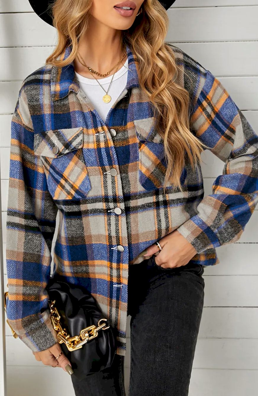 Geometric Plaid Print Pocketed Shirt