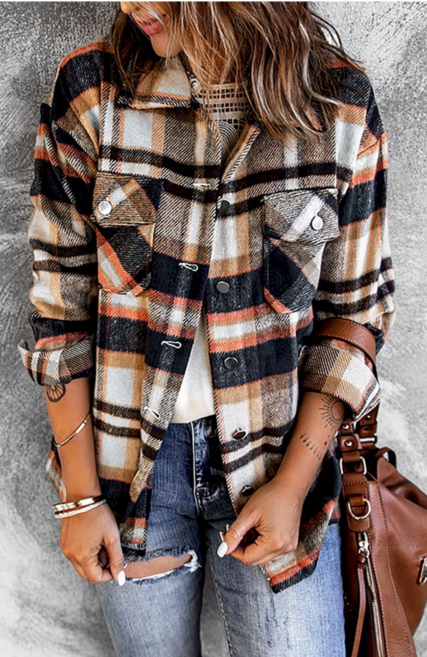 Geometric Plaid Print Pocketed Shirt