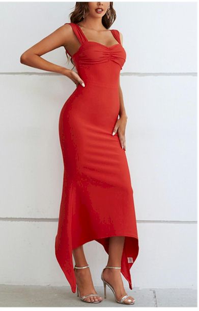 Irresistible Allure: High-Stretch Irregular Tails Evening Dress